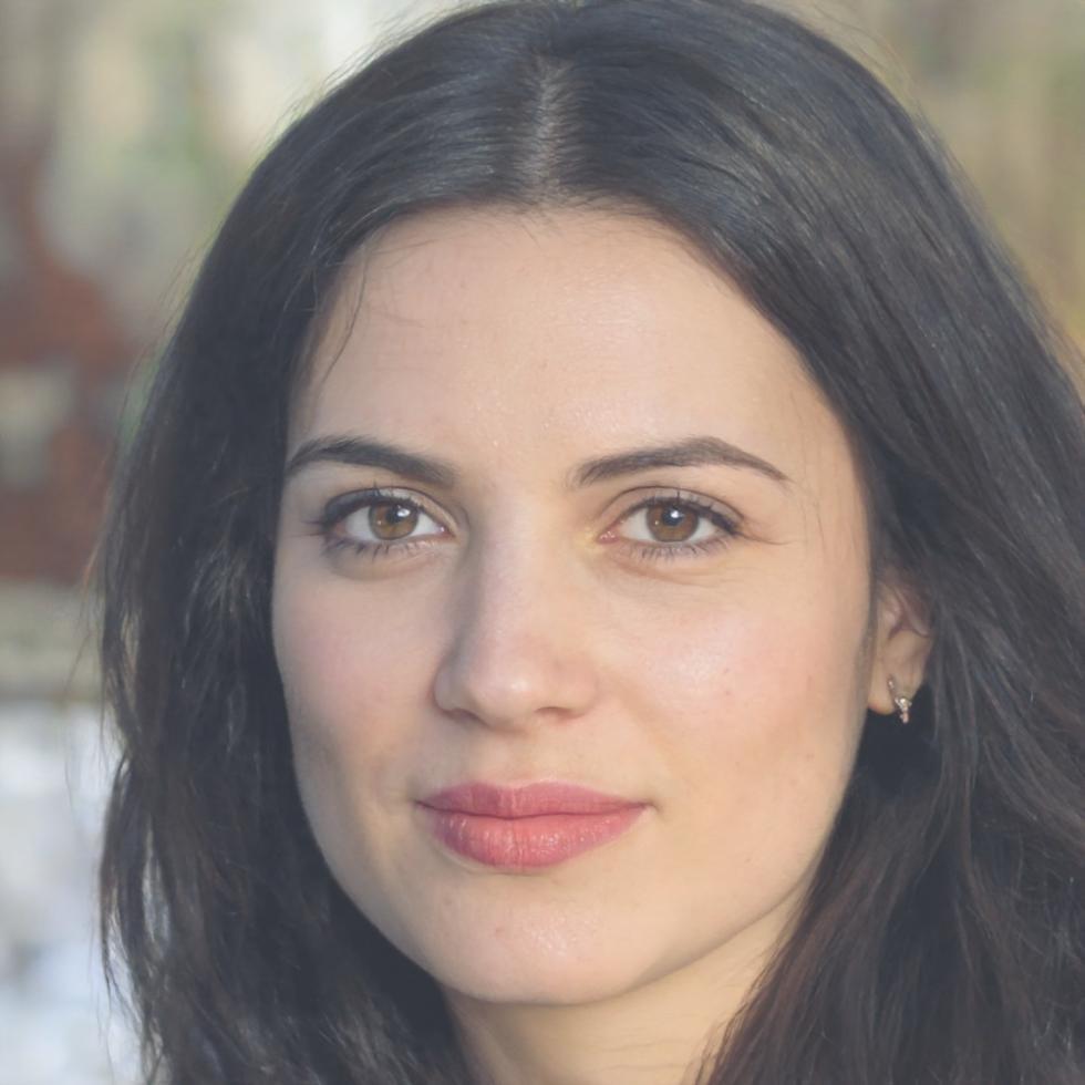 Portrait de Céleste Moreau, experte en conformité budgétaire